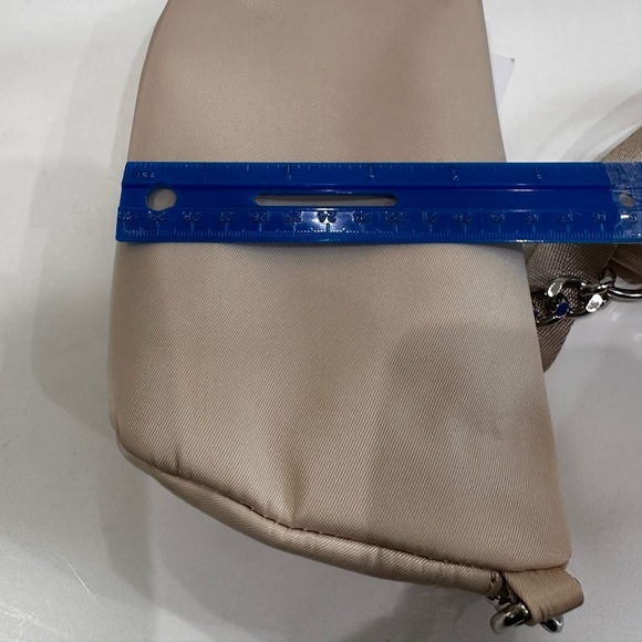 🤎Bershka Shoulder Bag - Tan (NWT)🤎 - Picture 5 of 11